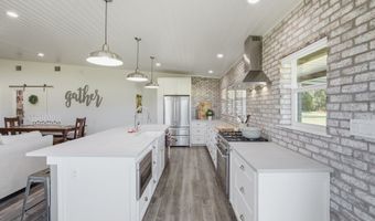 209 County Road 2696, Alvord, TX 76225