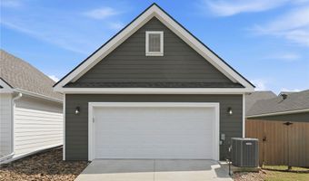 825 NE Heights Ln, Bentonville, AR 72712