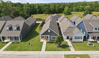 825 NE Heights Ln, Bentonville, AR 72712