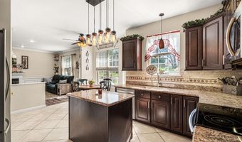 42 EMERALD RIDGE Dr, Bear, DE 19701
