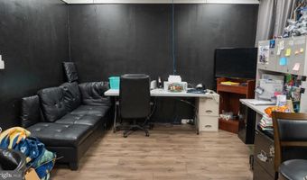 First State Vape LLC 470 N DUPONT HWY, Dover, DE 19901