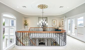 126 Cliff Dr, Narragansett, RI 02882