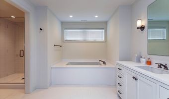 289 Northrop St, Bridgewater, CT 06752