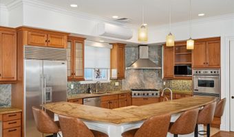 626 W Hind Dr, Honolulu, HI 96821