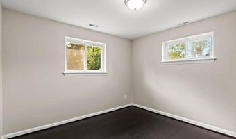 710 Farmington Rd W, Accokeek, MD 20607