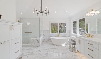 594 Hilltop Ln, Berkeley Lake, GA 30096