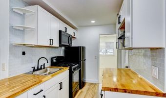 3 Powderhorn Ct 2, Alloway, NJ 07462