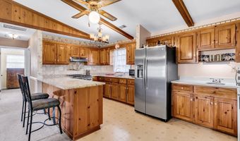 107 Jacks Ln, Bonneau, SC 29431
