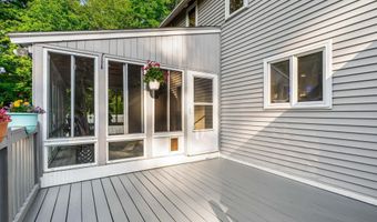 301 N Amherst Rd, Bedford, NH 03110