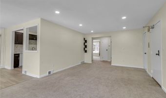 1419 N Forest Rd 7, Amherst, NY 14221