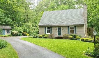 19 Oak Leaf Cir, Coventry, CT 06238
