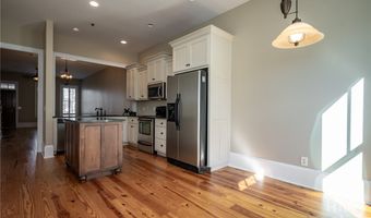 83 Charter Oak Dr, Athens, GA 30607