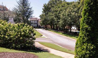 204 Lucca Dr, Greenville, SC 29609