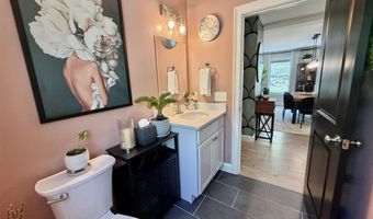 16 Stagecoach Rd, Barrington, NH 03825