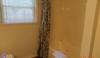 121 Leewood Dr, Arkadelphia, AR 71923