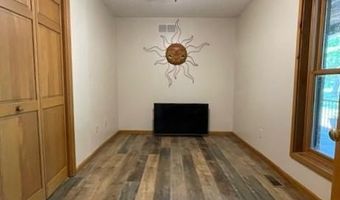 577 Schluersburg Rd, Augusta, MO 63332