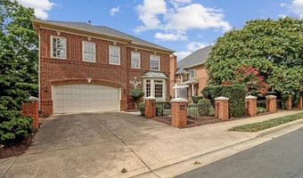 4831 26TH St N, Arlington, VA 22207