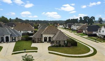 422 N Lost River Dr, Benton, LA 71006