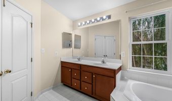 43729 STOKE CHAPEL Ter, Ashburn, VA 20148