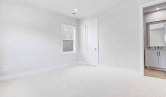 6908 GREYSWOOD Rd, Bethesda, MD 20817