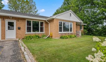 12 Coolidge St, Berlin, NH 03570