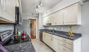 5800 NICHOLSON Ln 1-908, Rockville, MD 20852