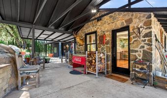 24185 Wildwood Glen Ln, Alpine, CA 91901