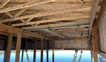 2540 Montyna Ln, Alford, FL 32420