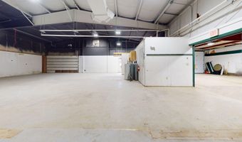 213 Washington St S, Auburn, ME 04210