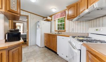 97 Julia Dr, Attleboro, MA 02703