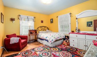 75 Great Plain Rd, Danbury, CT 06811