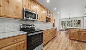 11871 Highway 66, Ashland, OR 97520