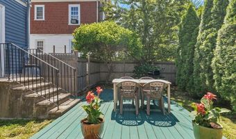 32 Thurston Ave A, Newport, RI 02840