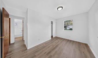 1095 Saint Michaels Ave, Akron, OH 44320