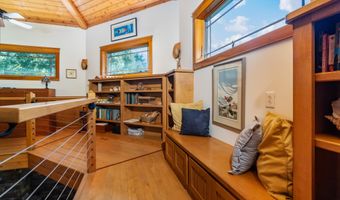 130 Willowbrook Dr, Arapahoe, NC 28510