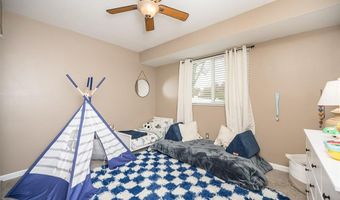 704 Woodrun Dr, Ballwin, MO 63021