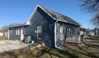 325 S Maple St, Ainsworth, NE 69210