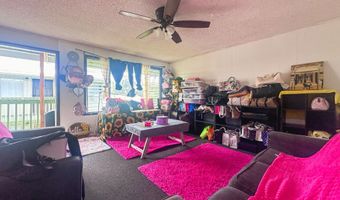485 WAIANUENUE Ave D-219, Hilo, HI 96720
