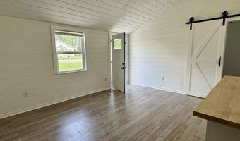 607 Ellenhurst Dr, Anderson, IN 46012