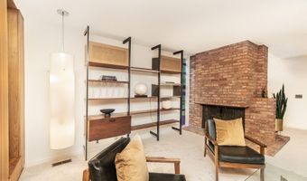 2707 Englave Dr, Ann Arbor, MI 48103