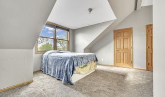 1011 Hwy 15, Armstrong, IA 50514