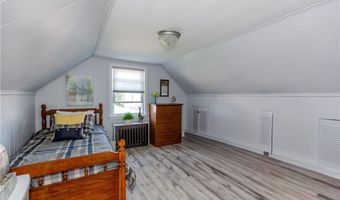24 Columbus Blvd, Cranston, RI 02910