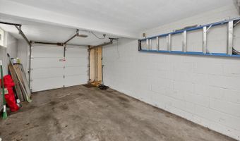 5331 Cleander Dr, Delhi, OH 45238