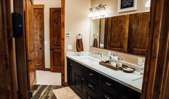 29 WHITE POINT Rd, Cora, WY 82925