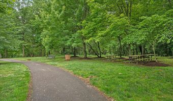 501 MATHIAS HAMMOND Way 301, Annapolis, MD 21401