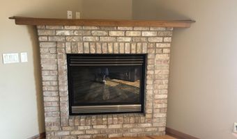 3167 LAKEVIEW Dr, Suamico, WI 54173