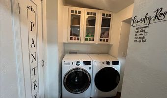 20683 Waalew Rd B5, Apple Valley, CA 92307