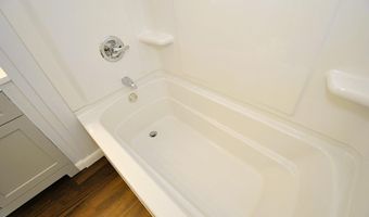 49 Delafield Dr, Albany, NY 12205