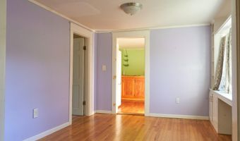 247 Burleigh Rd, Bangor, ME 04401