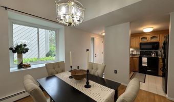 11 Pimlico Ct, Bedford, NH 03110